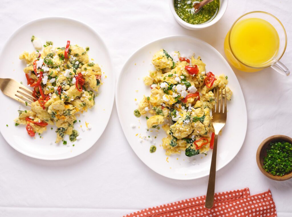 Florida Oj Soft Scrambled Eggs With Spinach & Red Pepper